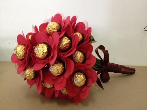 Bó hoa chocolate vô cùng lạ mắt