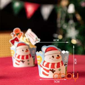 Cốc cupcake giấy người tuyết 5x6x6 (50 chiếc)