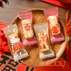 Túi đựng kẹo nougat lân mèo cá chép 9x4cm (100 chiếc)