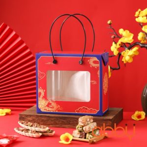 Hộp giấy có quai Rồng Vàng 18.8x9.2x16.8cm