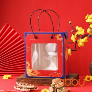 Hộp giấy có quai Rồng Vàng 18.8x9.2x21cm